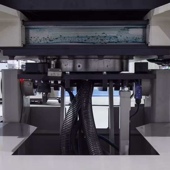 Retourneur de pieux industriel polyvalent et automatique avec alignement/vibration